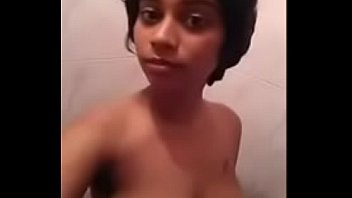 desi girl flashing pussy in bathroom